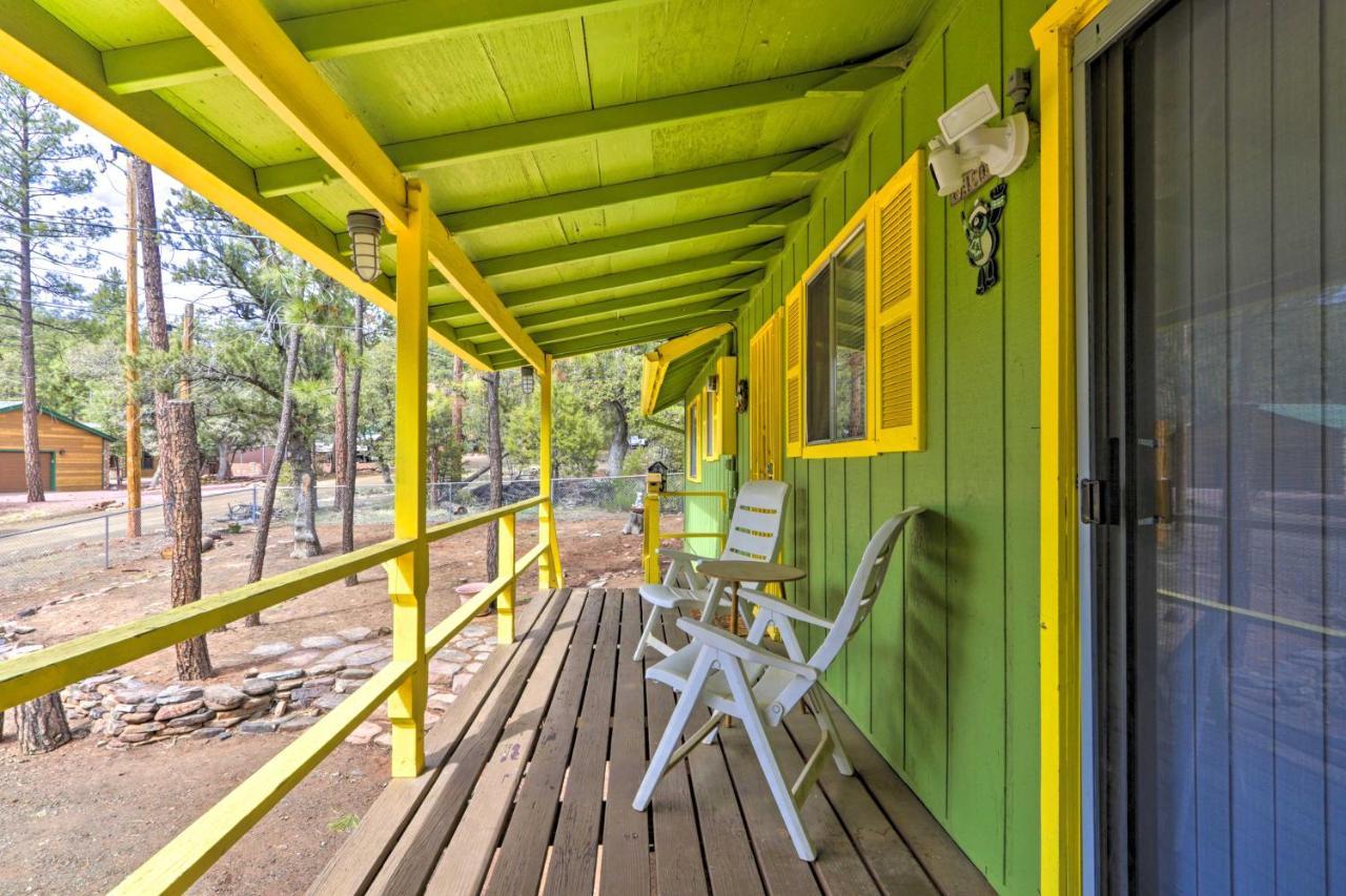 Bright Pine Cabin Direct Trail Access And Deck! Villa Buitenkant foto